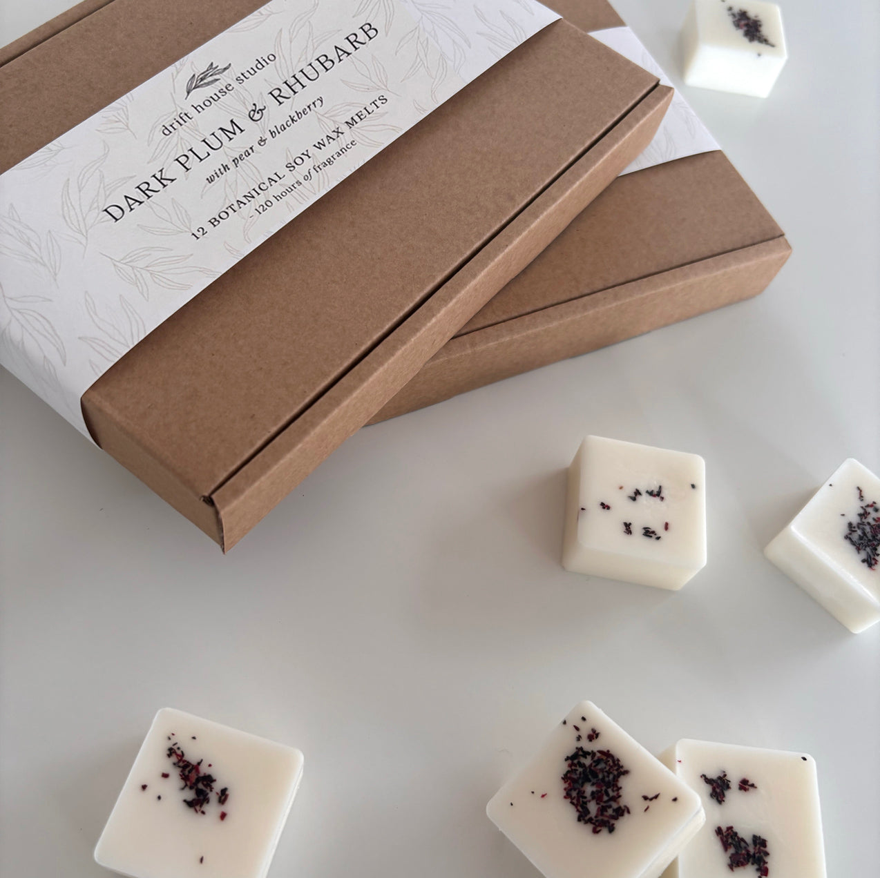 Dark Plum & Rhubarb - 12 Botanical Soy Wax Melts