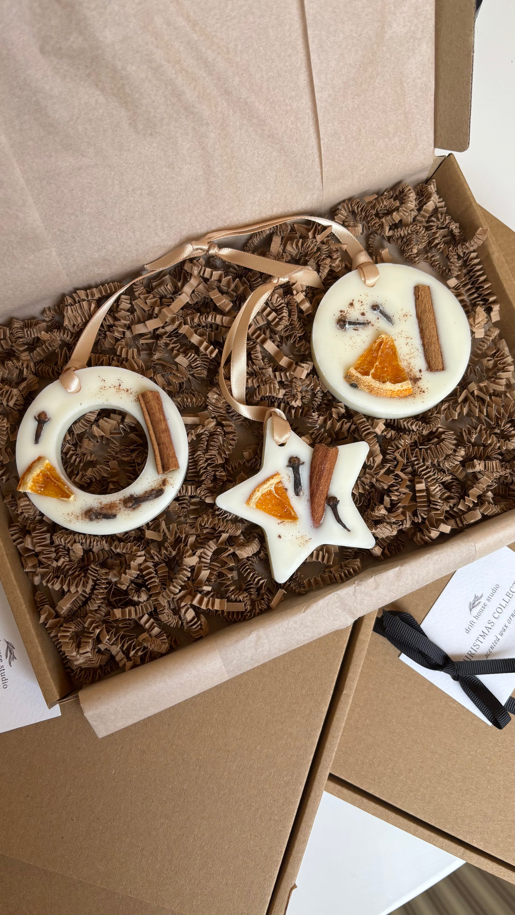 Gift Box of 3 Ornaments